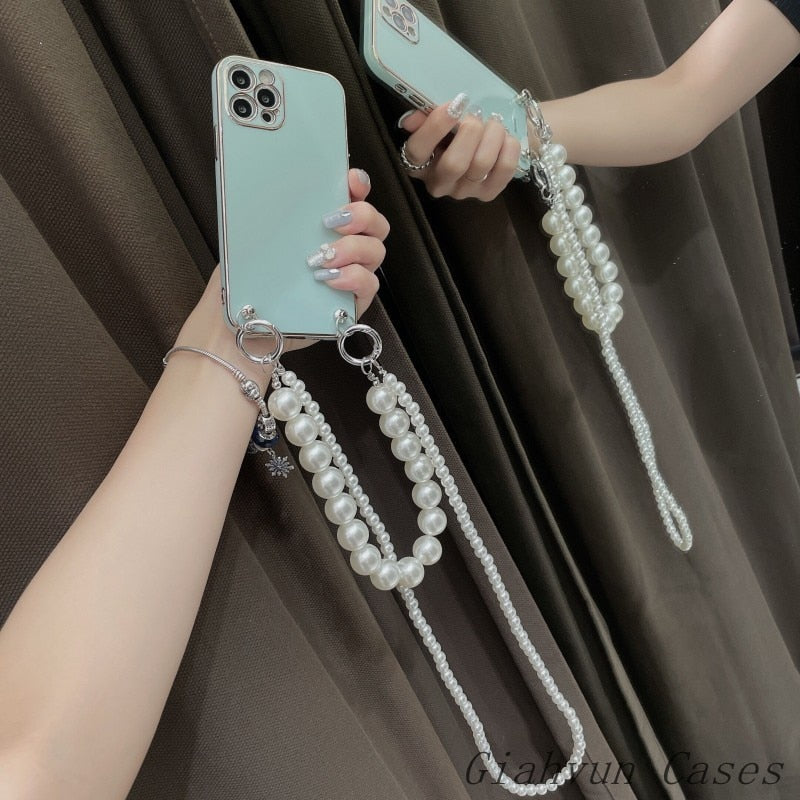 ins Korea Plating Big Pearl Strap Bracelet Soft Phone Case For iphone 13 12 Pro Max 11 Pro X XS XR Max 6S 7 8 Plus Mini SE Cover