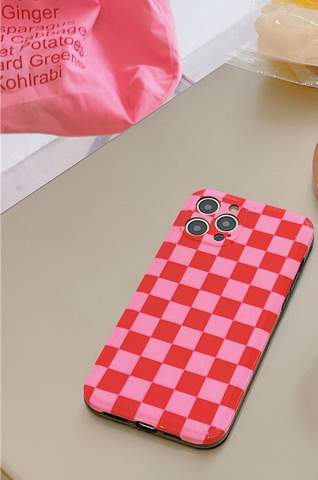 2022 Hot cute checkerboard 3D crystal Love Heart Bracket soft phone case for iphone 12 11 13 Pro Max X XS XR Max girl gift Cover